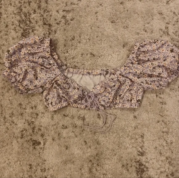 Floral super crop princess sleeves top - Picture 7 of 8